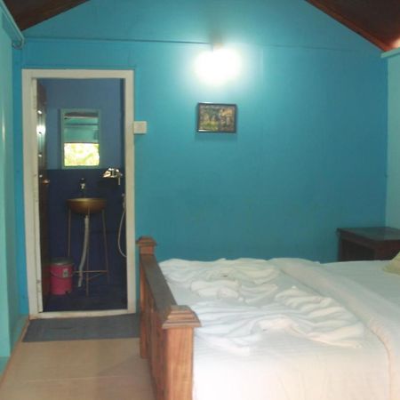 Sea Bird Beach Cafe & Cottages Morjim Eksteriør bilde