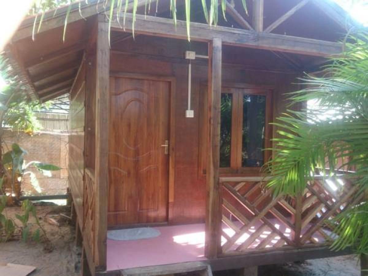 Sea Bird Beach Cafe & Cottages Morjim Rom bilde