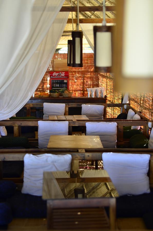 Sea Bird Beach Cafe & Cottages Morjim Eksteriør bilde