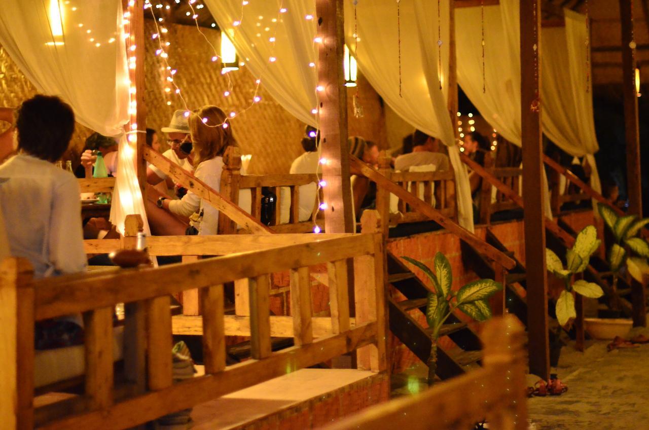 Sea Bird Beach Cafe & Cottages Morjim Eksteriør bilde