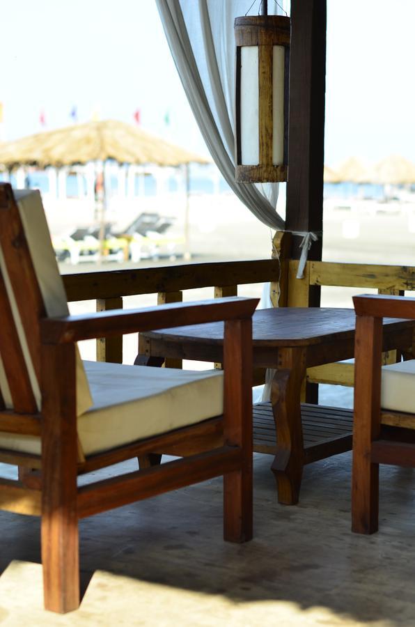 Sea Bird Beach Cafe & Cottages Morjim Eksteriør bilde