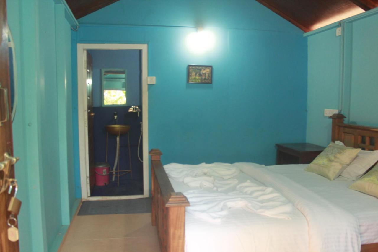 Sea Bird Beach Cafe & Cottages Morjim Eksteriør bilde