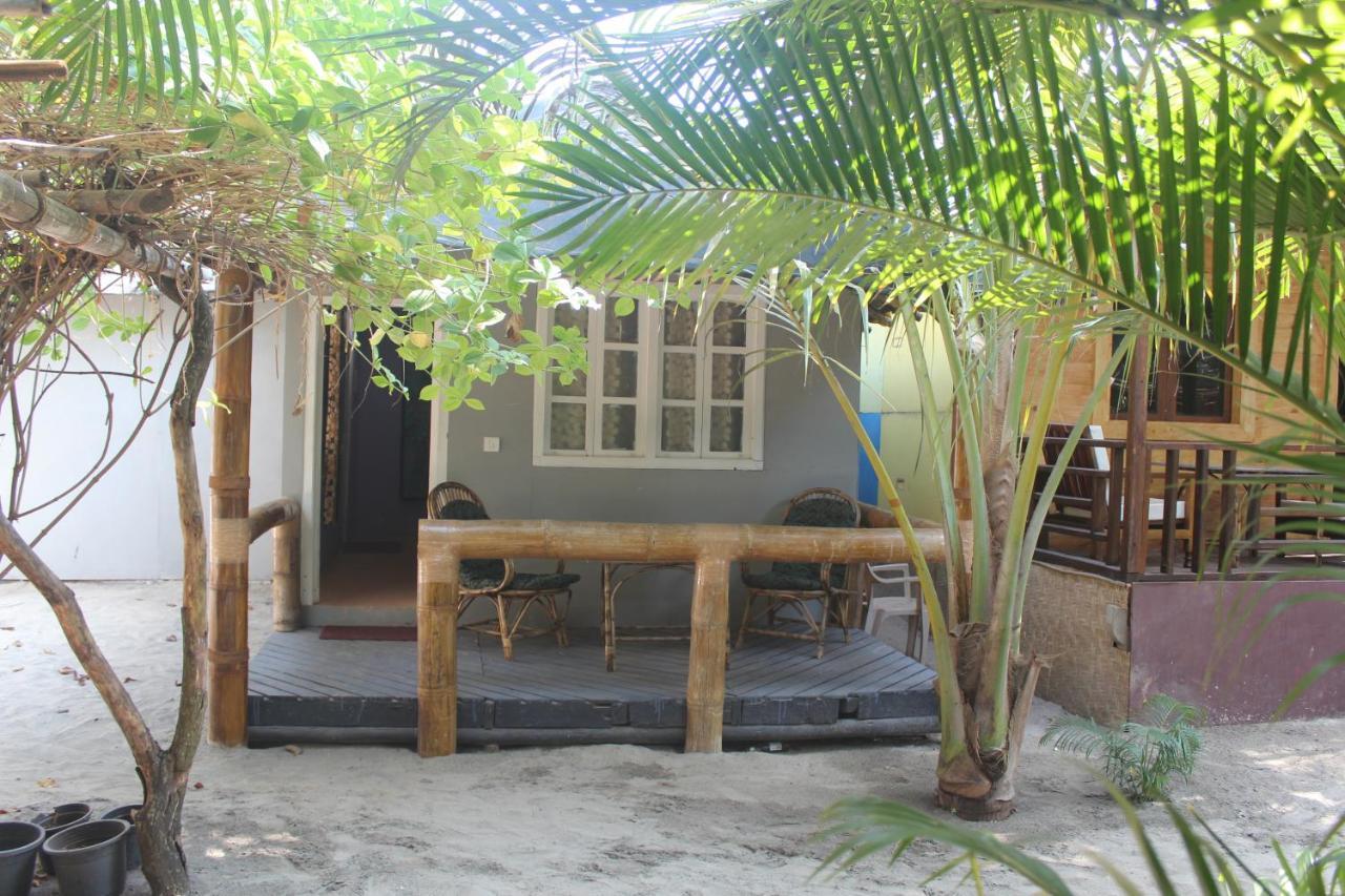 Sea Bird Beach Cafe & Cottages Morjim Eksteriør bilde